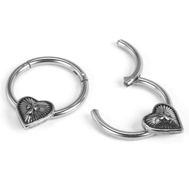 Stainless Steel Exquisite Love Carving Buckle Ring Manufacturer Wholesale